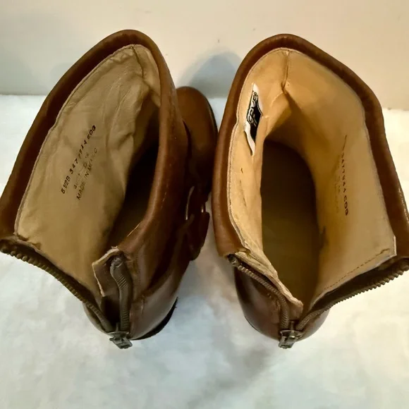 Frye Tabatha Harness Brown Leather Ankle Boots Sz7 EUC! - Picture 6 of 7